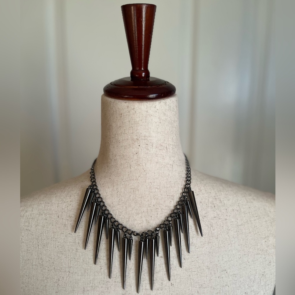 Edgy Black Spike Necklace and Bracelet